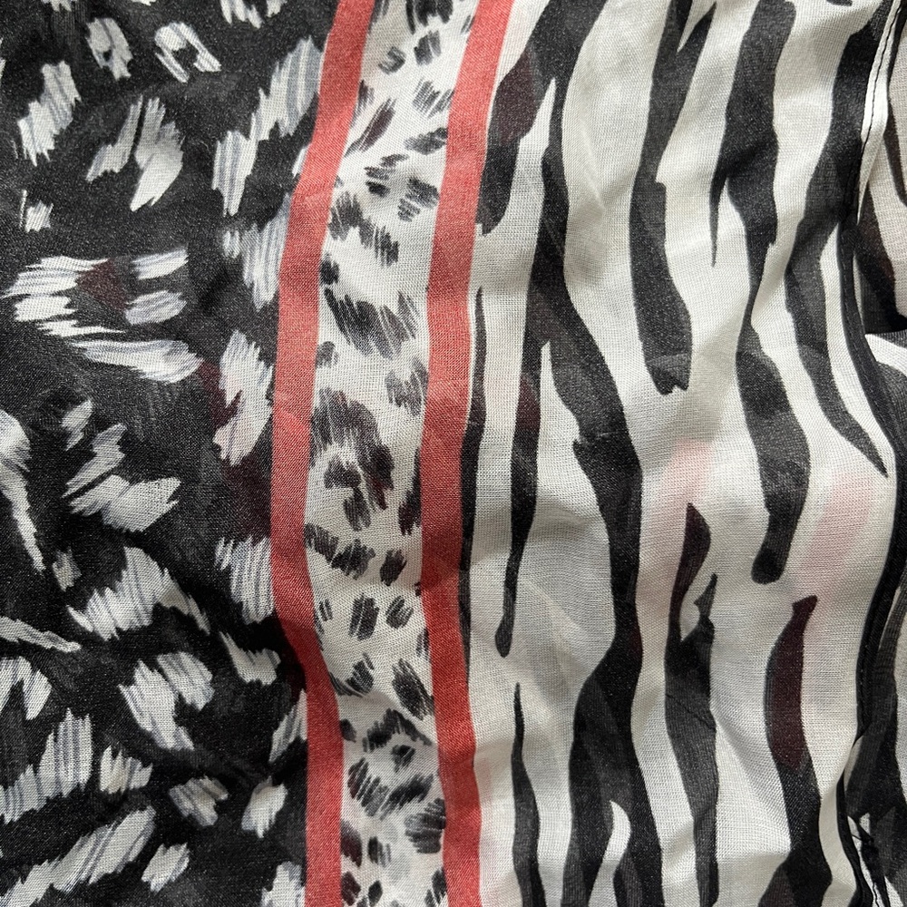 CAbi Fable Scarf Black and White Printed Skinny Scarf with Red Trim - Picture 3 of 3